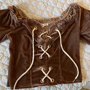 Ruffle Sleeve Crop Top - Dusty Rose Color